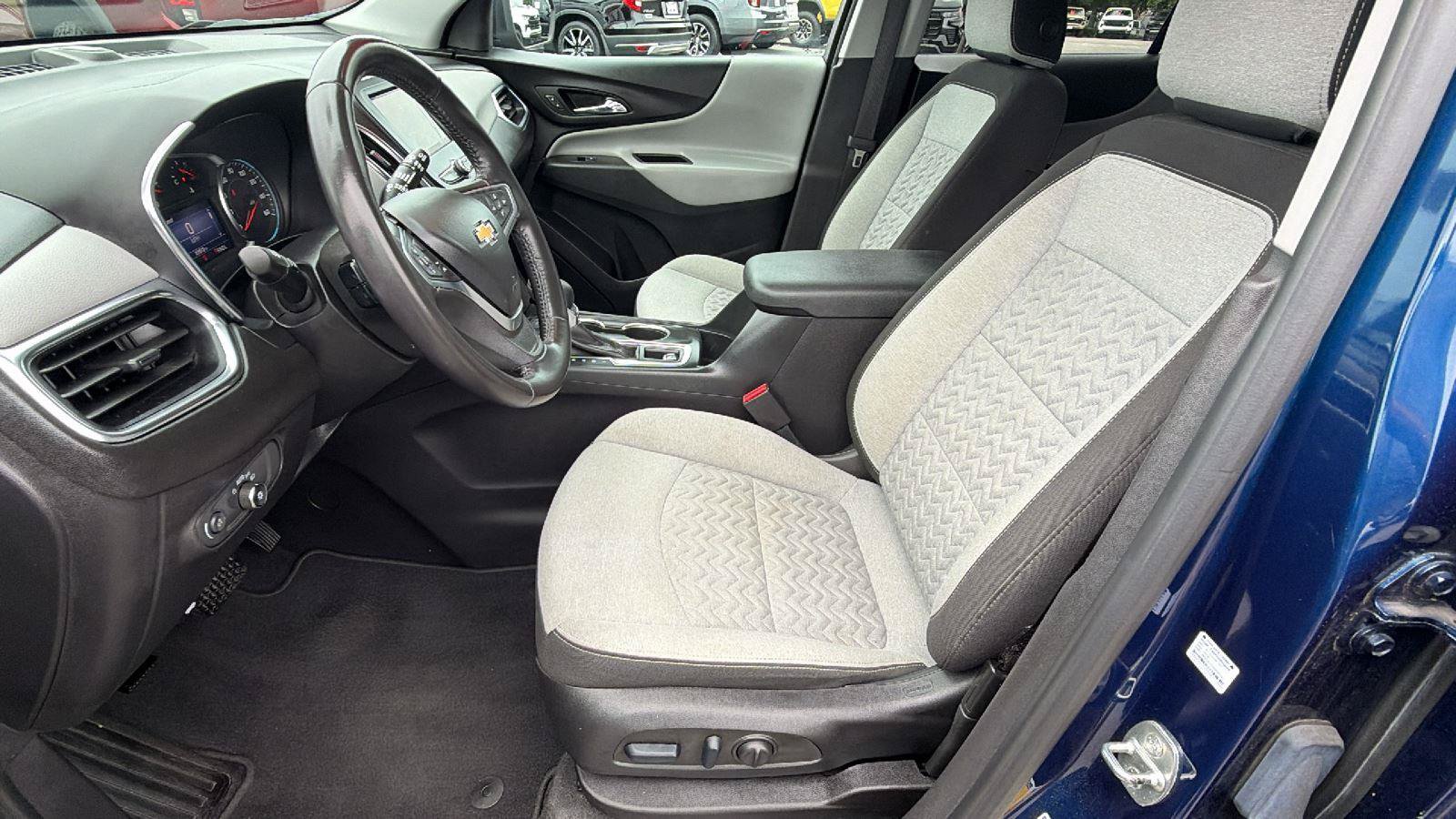 Used 2022 Chevrolet Equinox LT FWD image 15