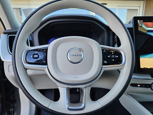 Used 2026 Volvo XC60 T8 Ultra AWD/4WD image 24