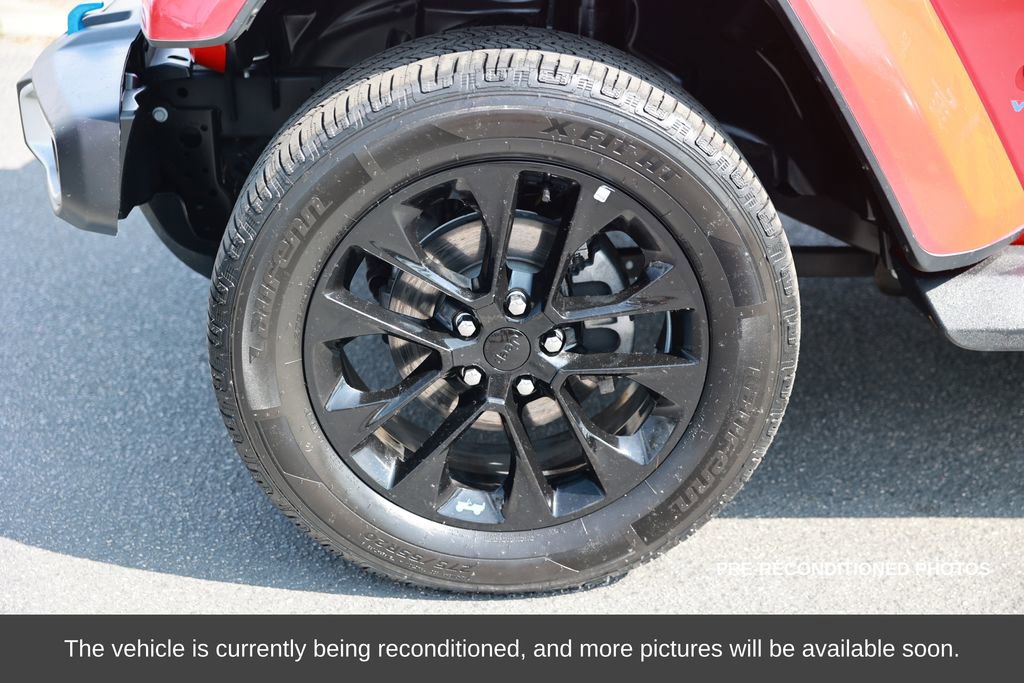 Used 2023 Jeep Wrangler Unlimited Sahara image 12