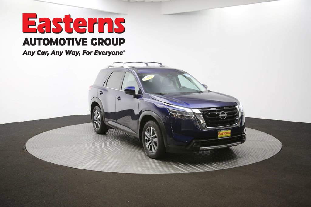 Used 2024 Nissan Pathfinder SL AWD/4WD image 50