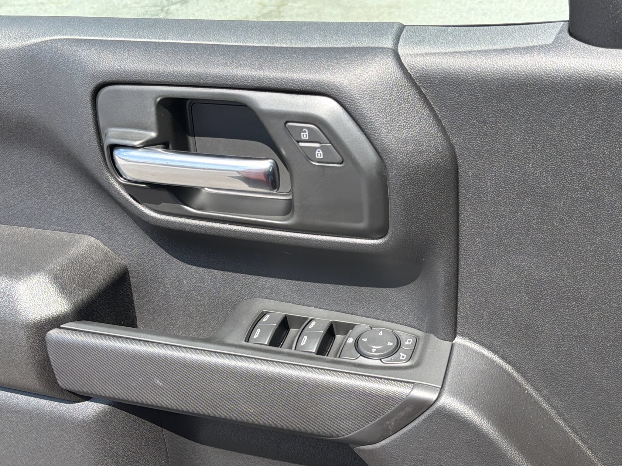New 2026 Chevrolet Silverado 1500 Custom AWD/4WD image 15