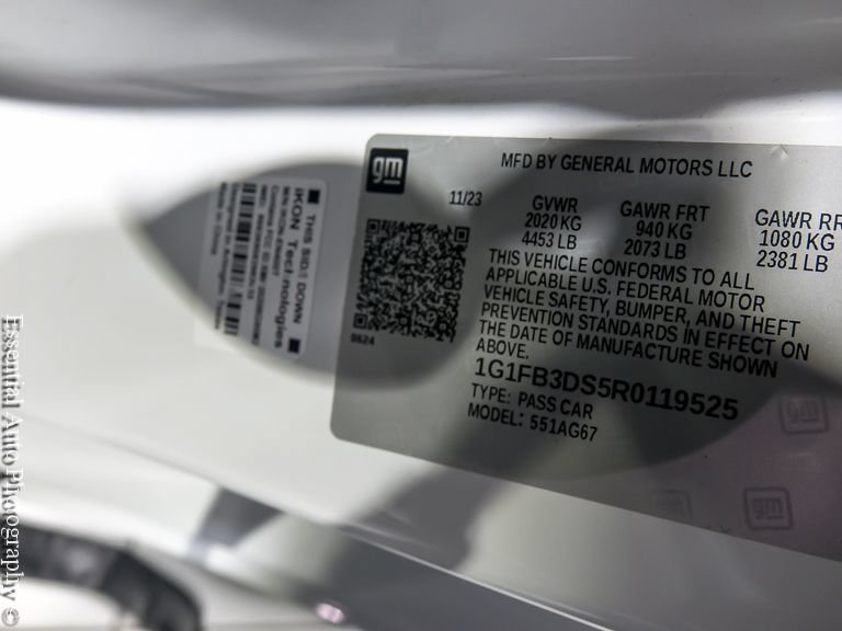 Used 2024 Chevrolet Camaro LT RWD image 25