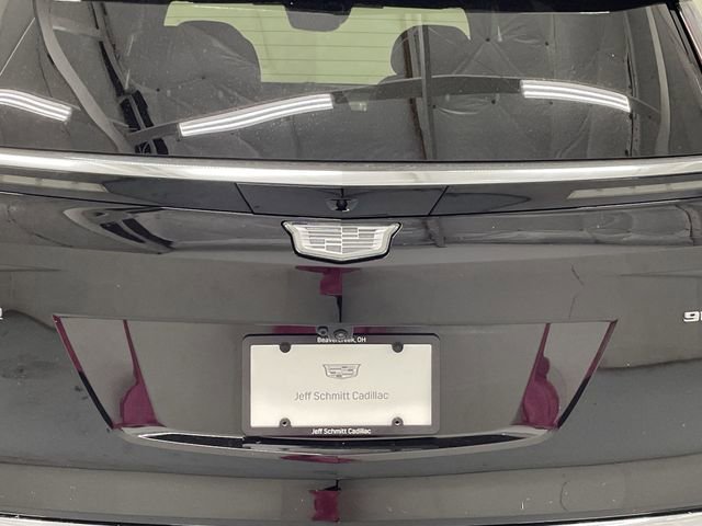 New 2026 Cadillac Vistiq Luxury w/ LPO, Floor Liner Package image 19