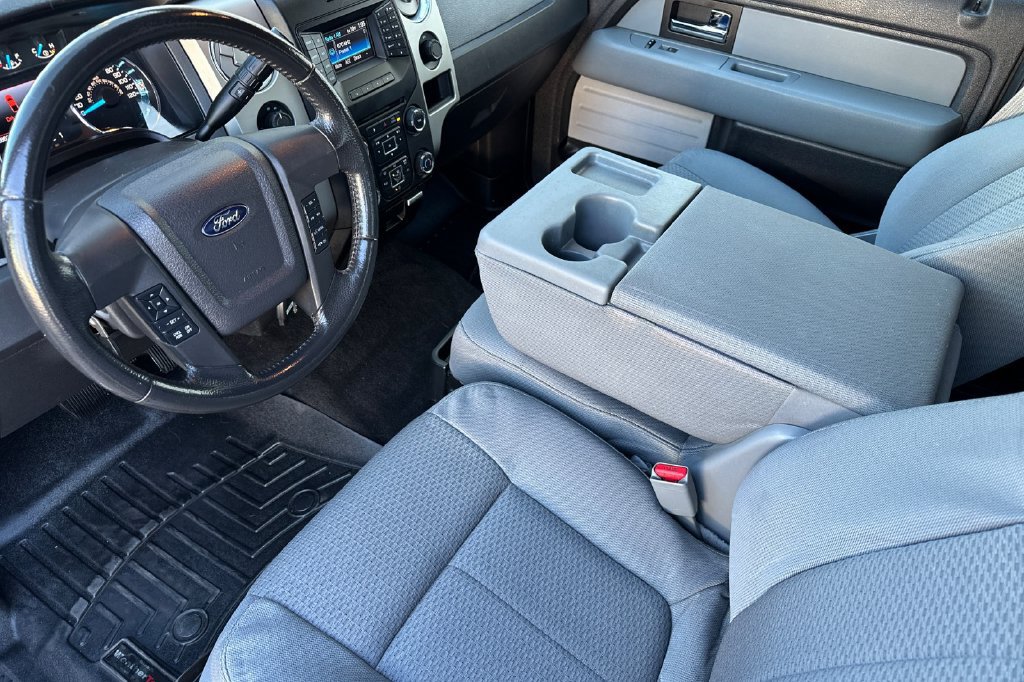 Used 2013 Ford F150 XLT w/ Luxury Equipment Group AWD/4WD image 4