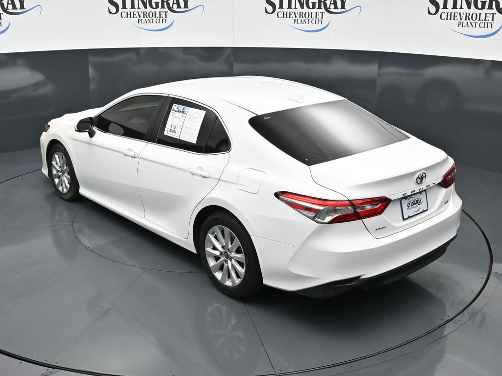 Used 2020 Toyota Camry LE image 13
