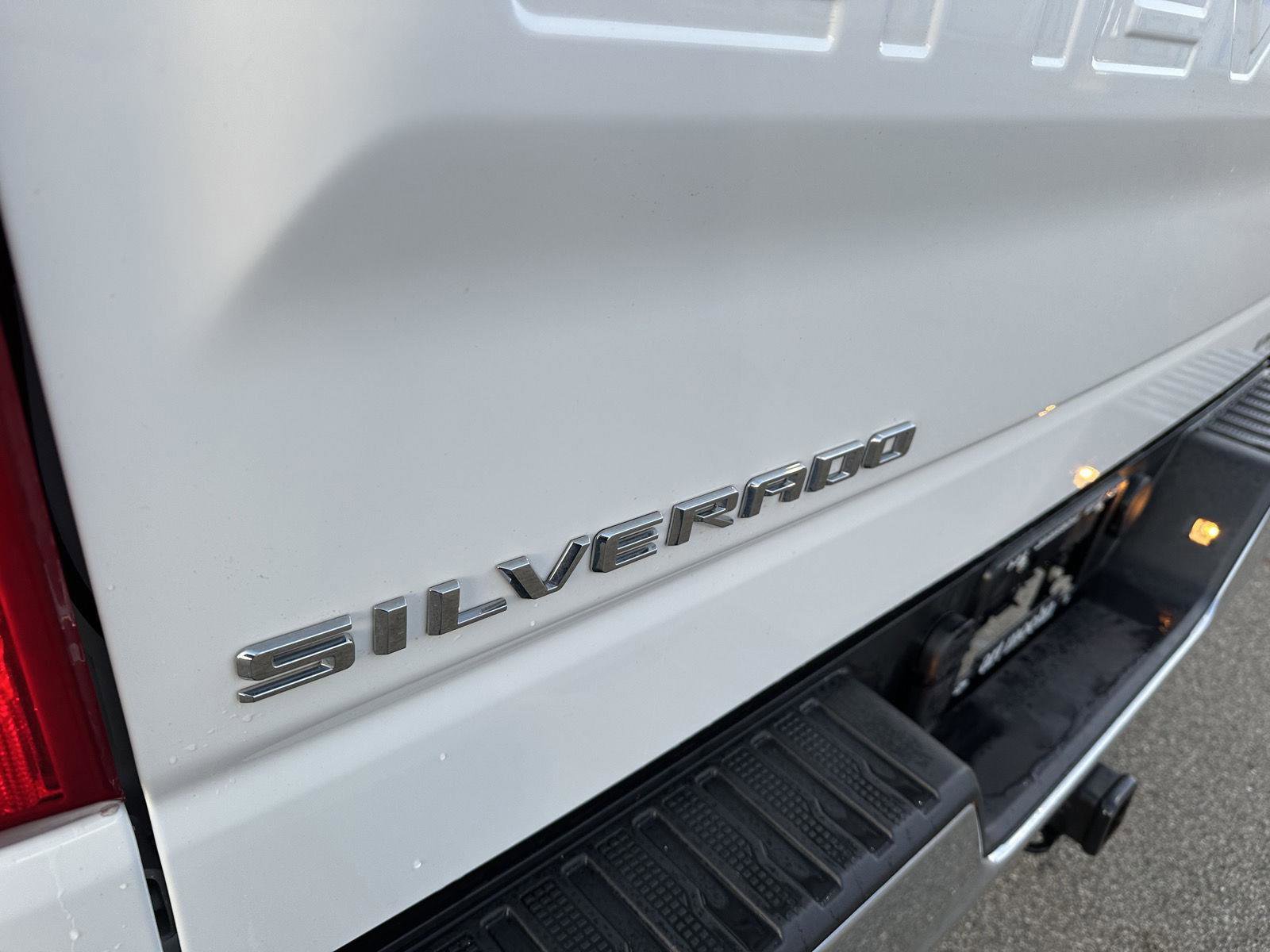 Used 2025 Chevrolet Silverado 1500 LT w/ Work Truck Package image 5