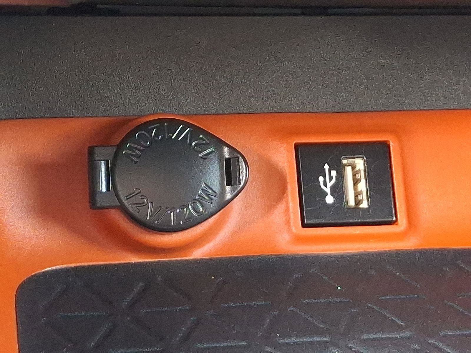 Used 2024 Toyota RAV4 Adventure image 23