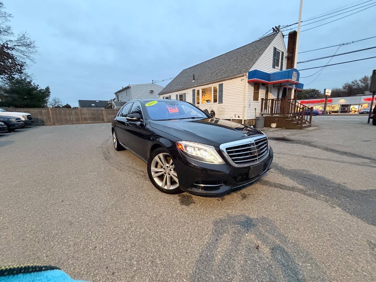Used 2015 Mercedes-Benz S 550 4MATIC Sedan image 2