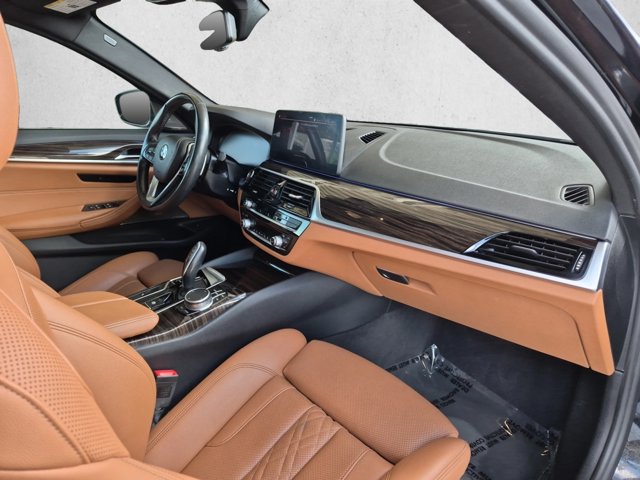 Used 2021 BMW 530i w/ Premium Package RWD image 22