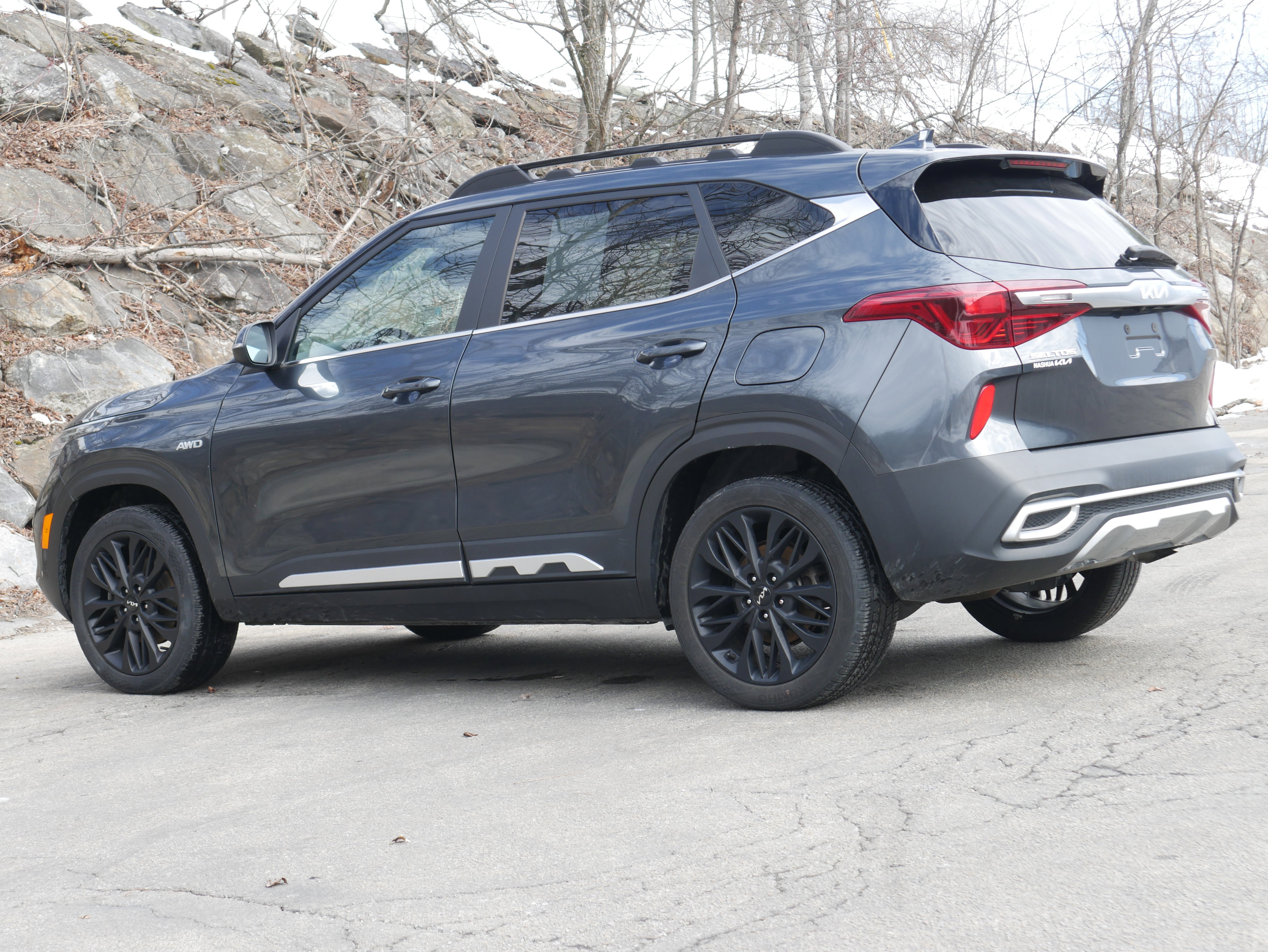 Certified 2023 Kia Seltos Nightfall Edition image 4