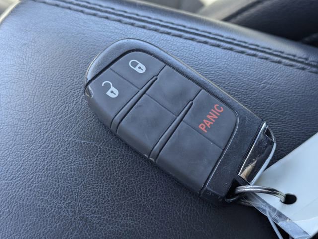 Used 2024 Jeep Compass Trailhawk AWD/4WD image 34