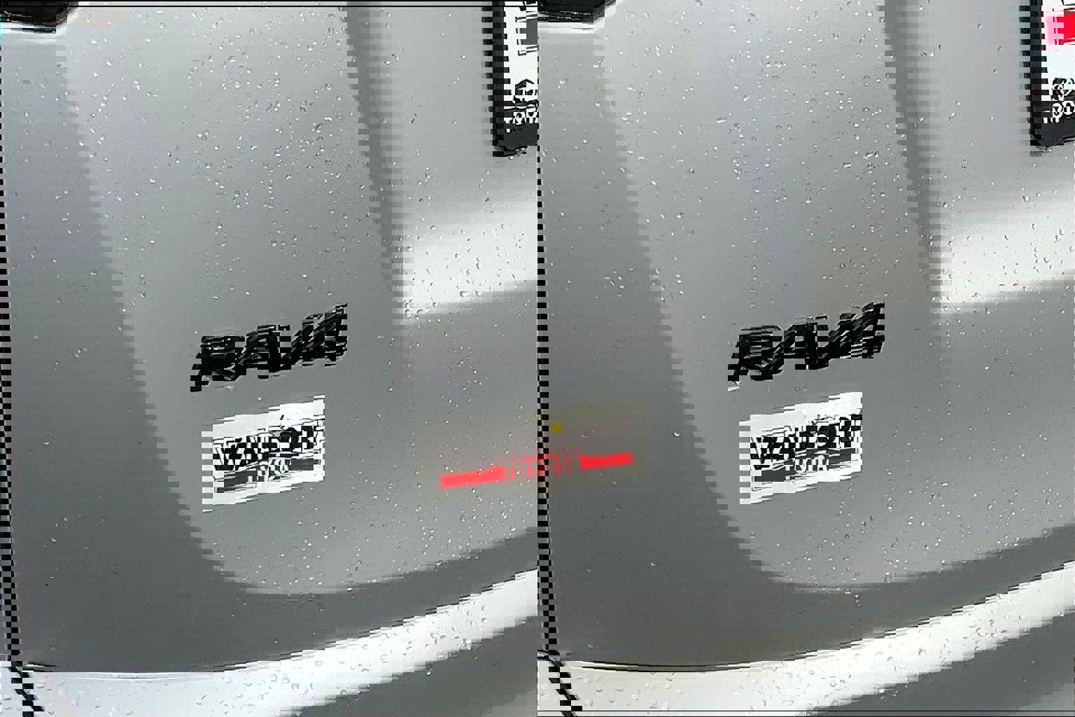 Used 2018 Toyota RAV4 Adventure w/ Plus Extra Value Package image 8