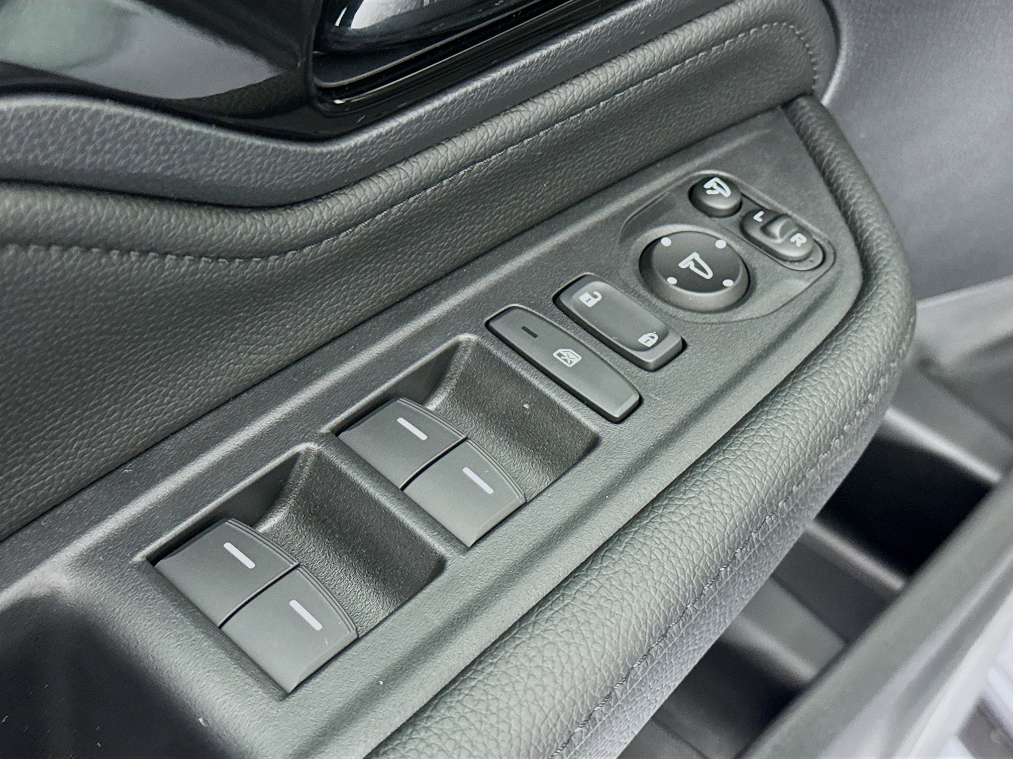 New 2026 Honda Odyssey Elite image 18