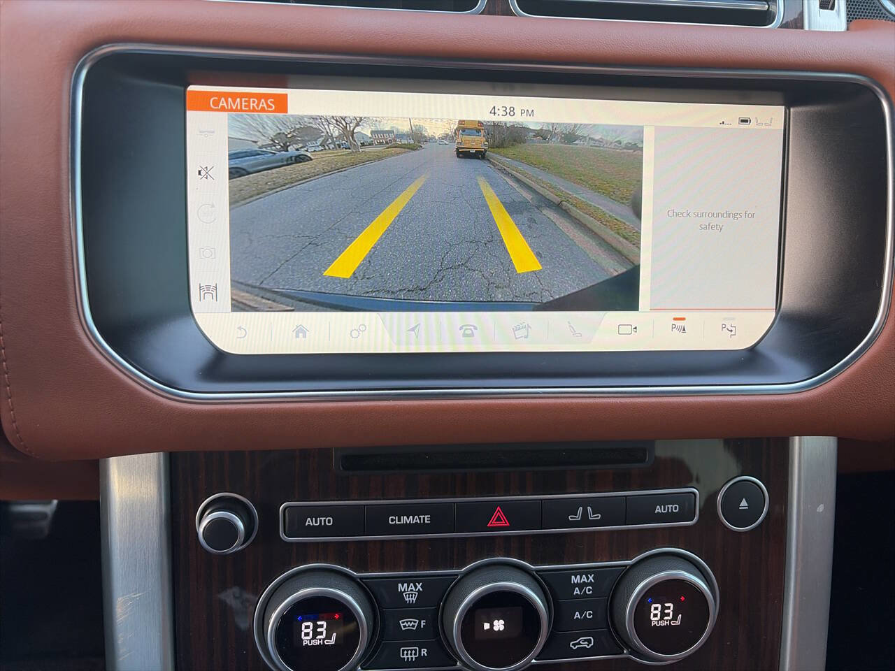 Used 2017 Land Rover Range Rover Long Wheelbase Autobiography image 27