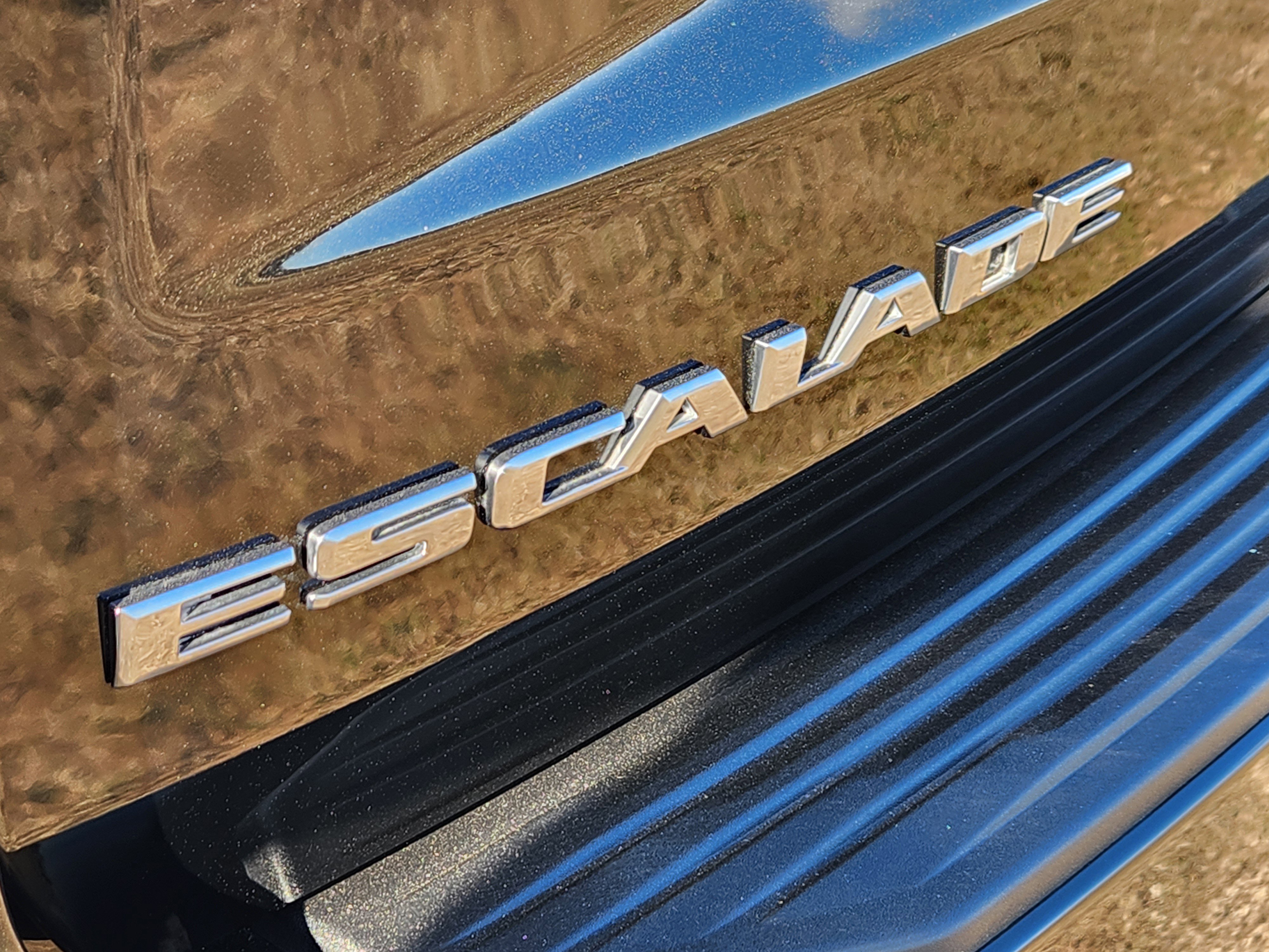 Certified 2021 Cadillac Escalade Luxury image 11