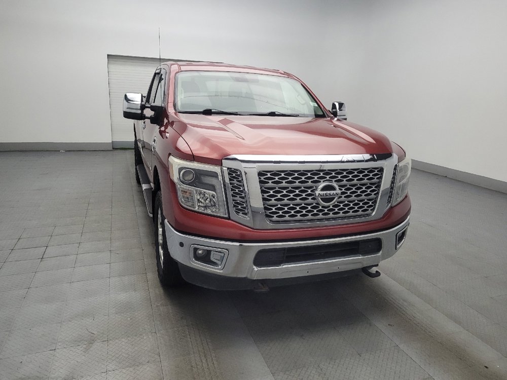 Used 2017 Nissan Titan SL image 14