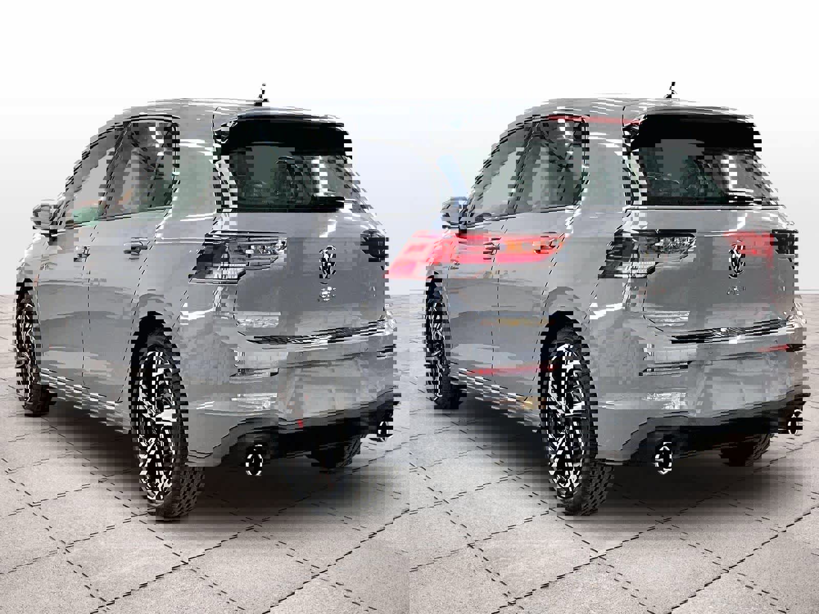 New 2026 Volkswagen GTI SE image 3