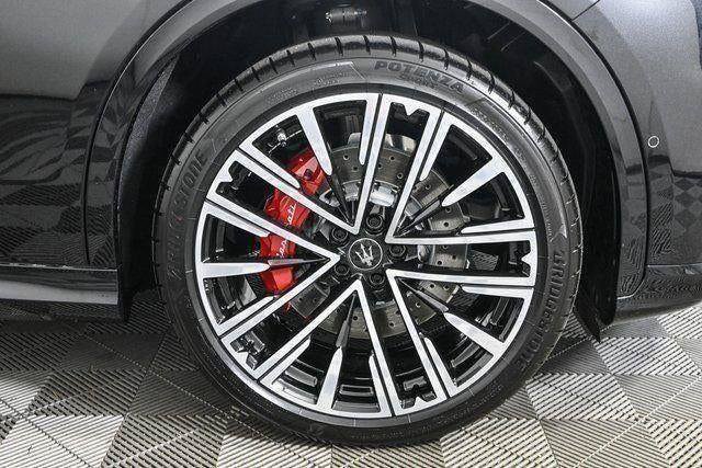 New 2025 Maserati Grecale Modena AWD/4WD image 38