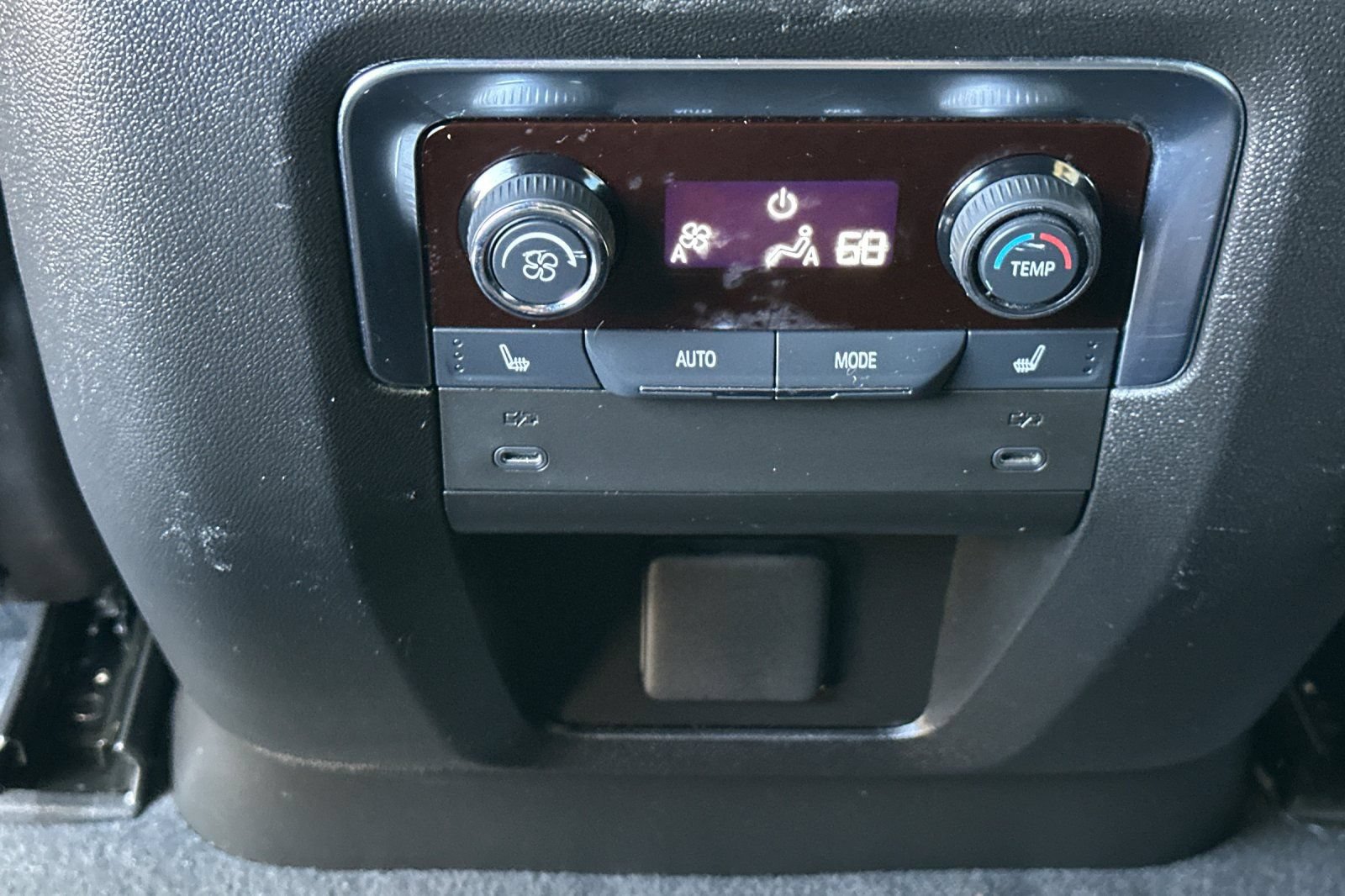 Certified 2025 Chevrolet Tahoe Premier AWD/4WD image 15
