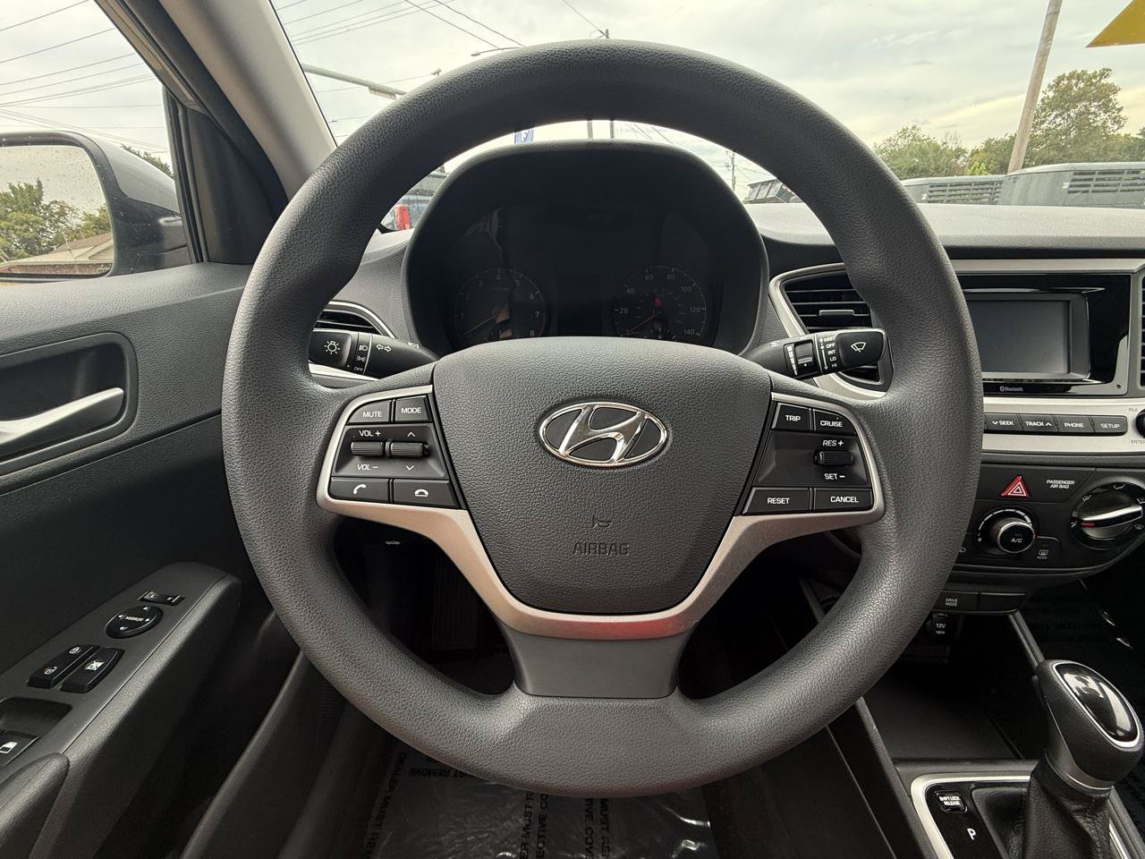 Used 2021 Hyundai Accent SE FWD image 17