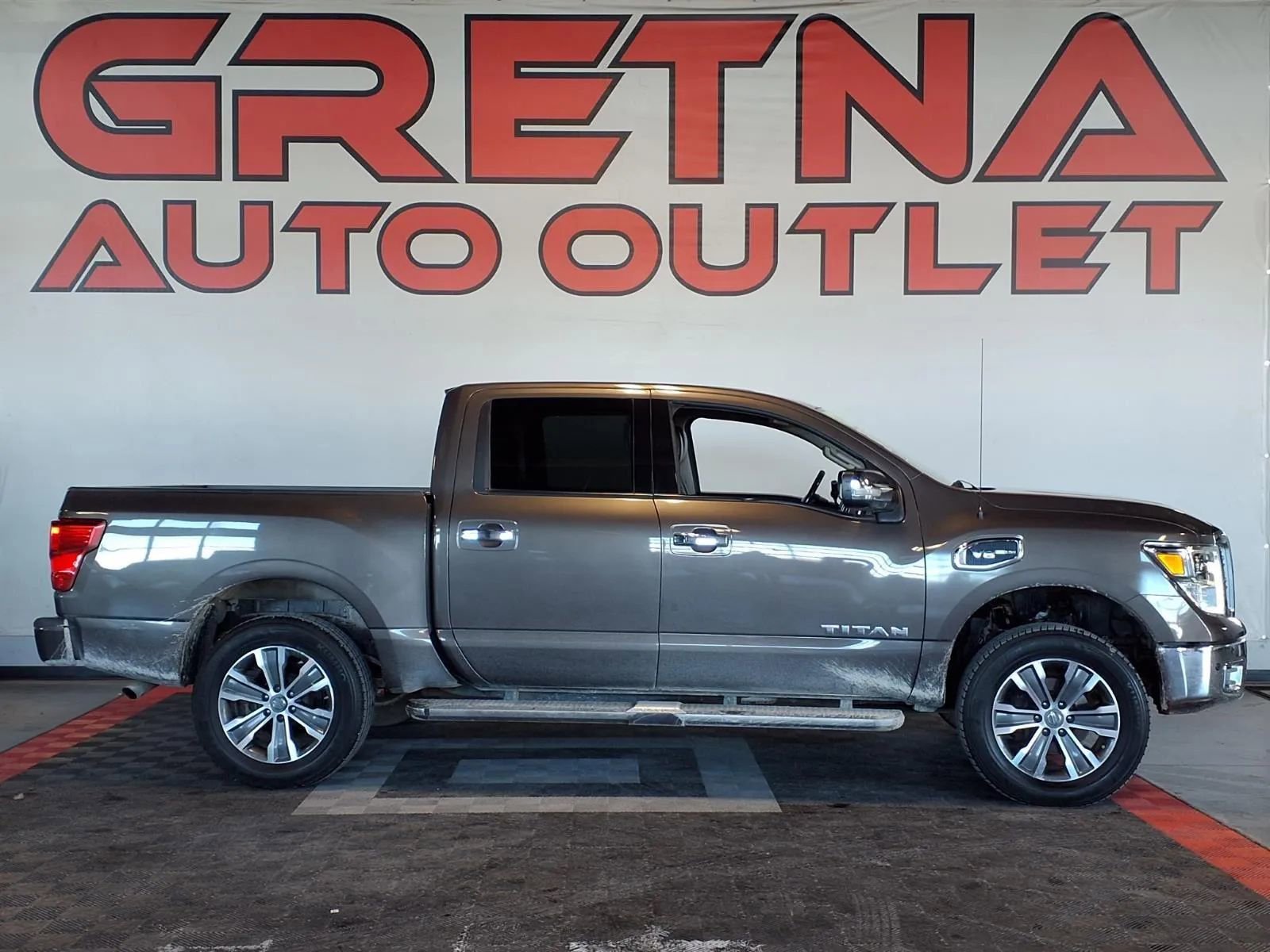 Used 2017 Nissan Titan SL