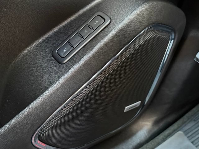 Used 2019 GMC Yukon Denali w/ Denali Ultimate Package AWD/4WD image 10