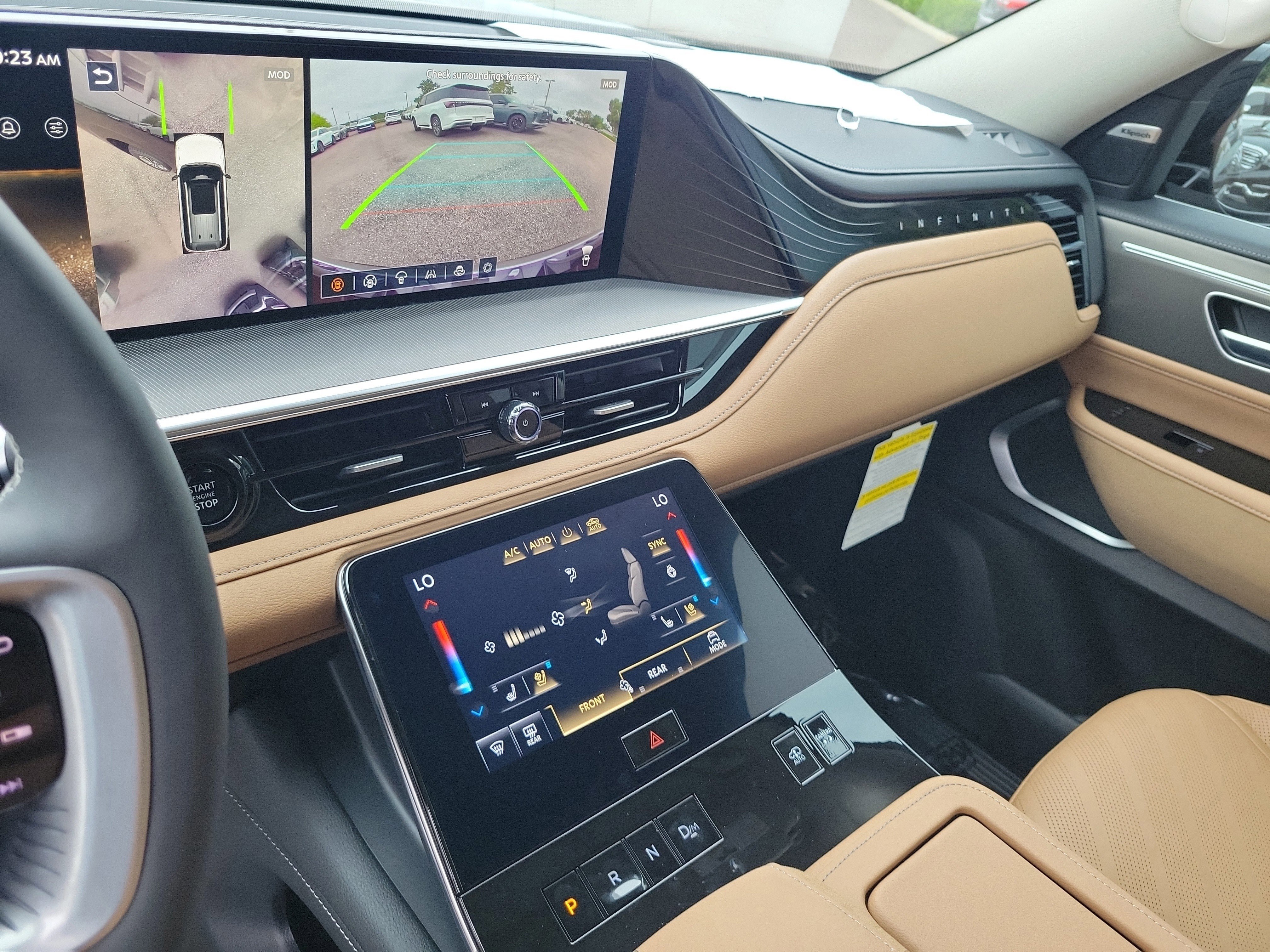 New 2026 INFINITI QX80 Luxe image 17