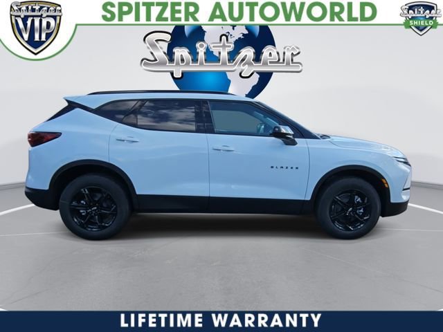 New 2026 Chevrolet Blazer LT w/ Convenience Package AWD/4WD image 9