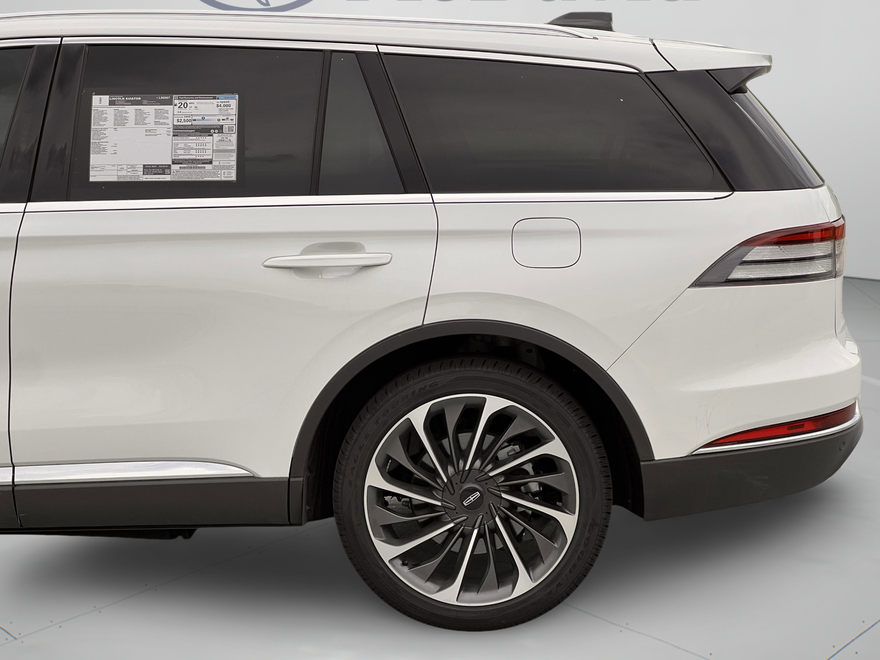 New 2026 Lincoln Aviator Reserve AWD/4WD image 32