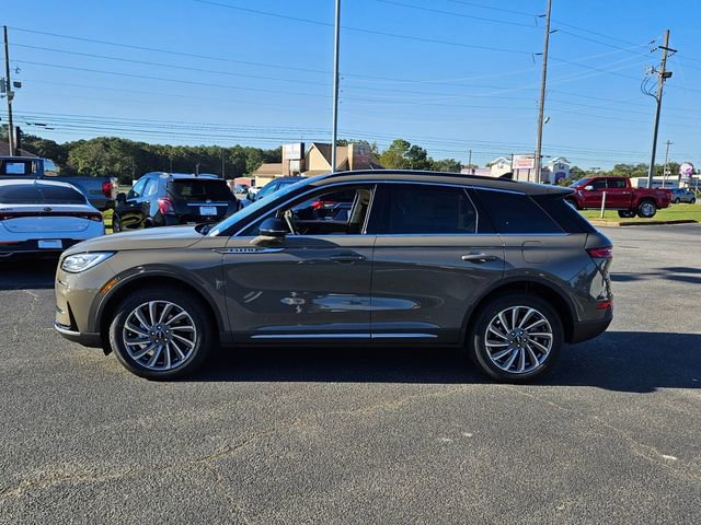 New 2025 Lincoln Corsair Reserve w/ Equipment Group 202A image 4