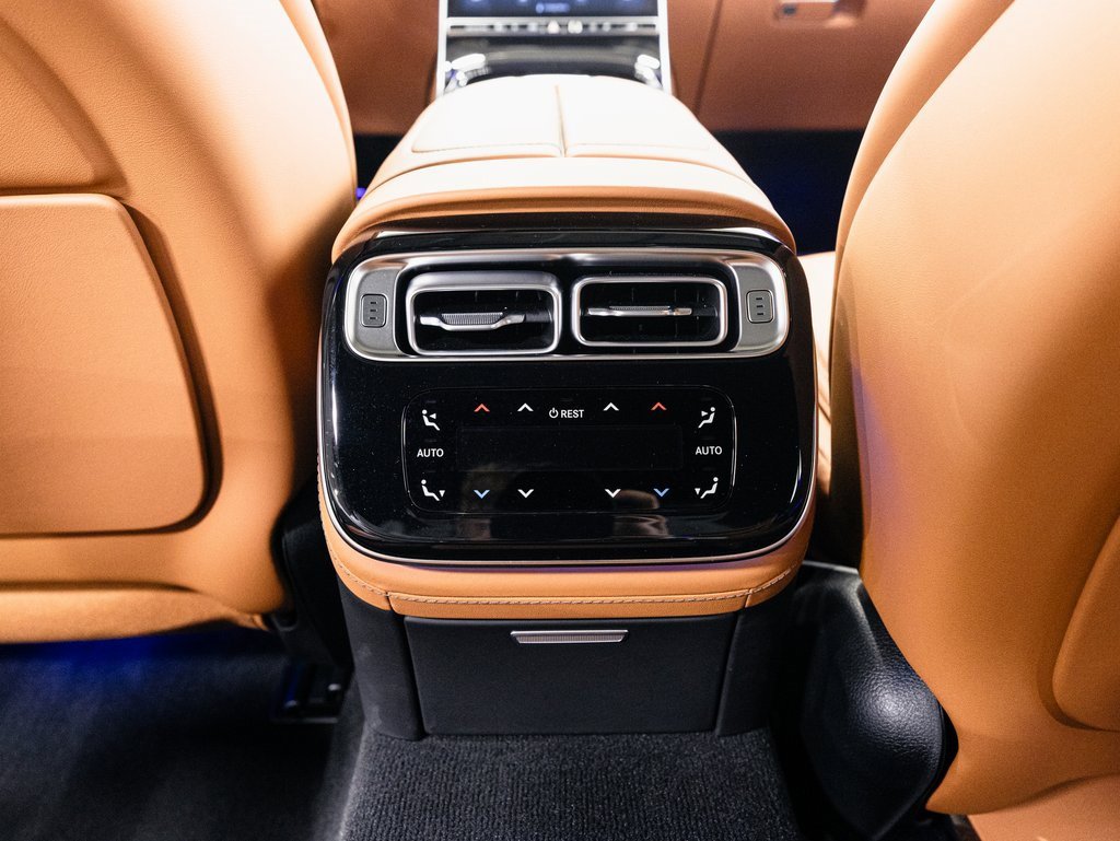 Used 2025 Mercedes-Benz S 63 AMG S image 29