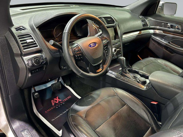 Used 2017 Ford Explorer Limited w/ Equipment Group 301A image 28
