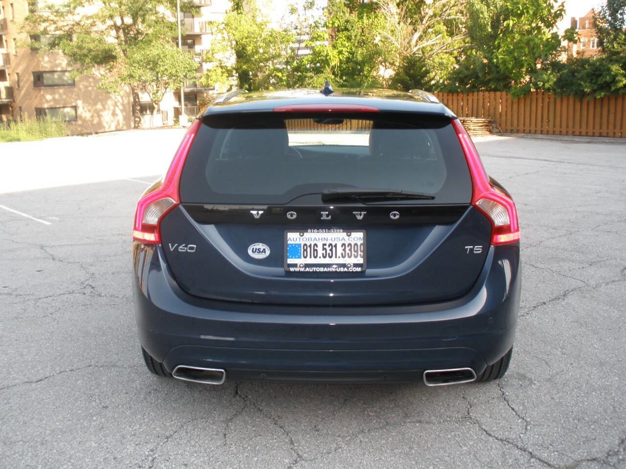 Used 2015 Volvo V60 T5 Premier image 9