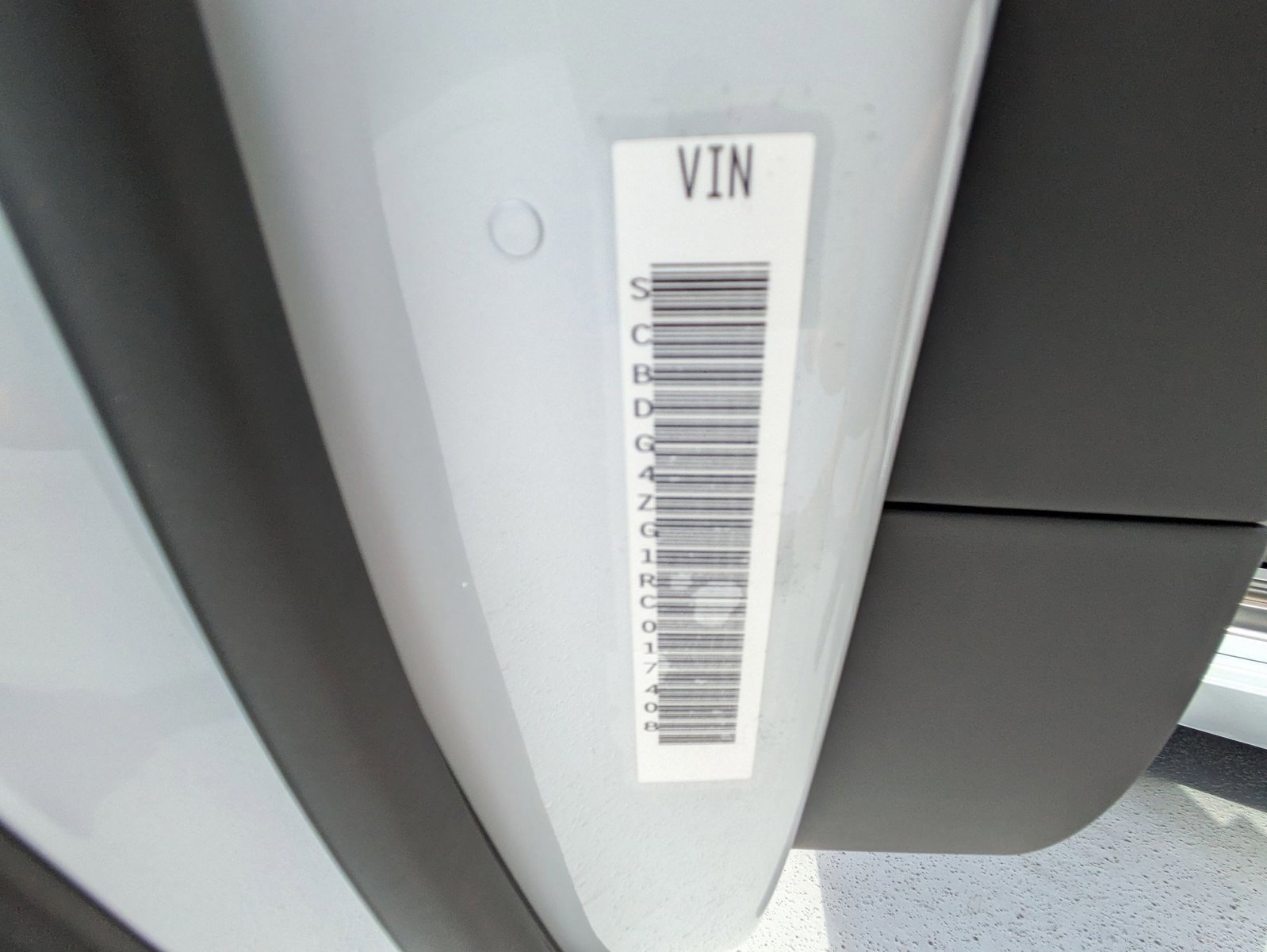 Certified 2024 Bentley Continental GT V8 image 23