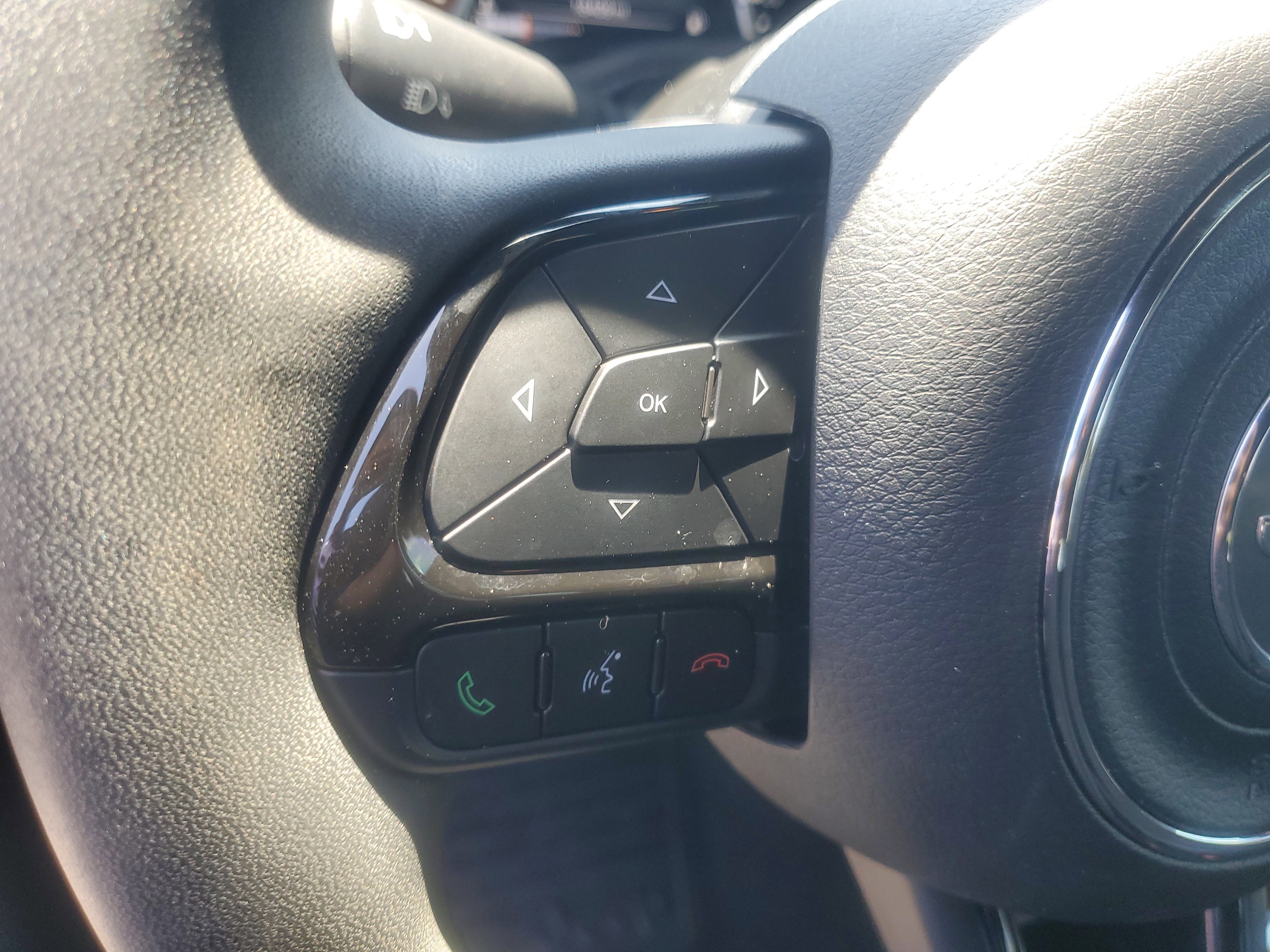 Used 2022 Jeep Renegade Altitude AWD/4WD image 15