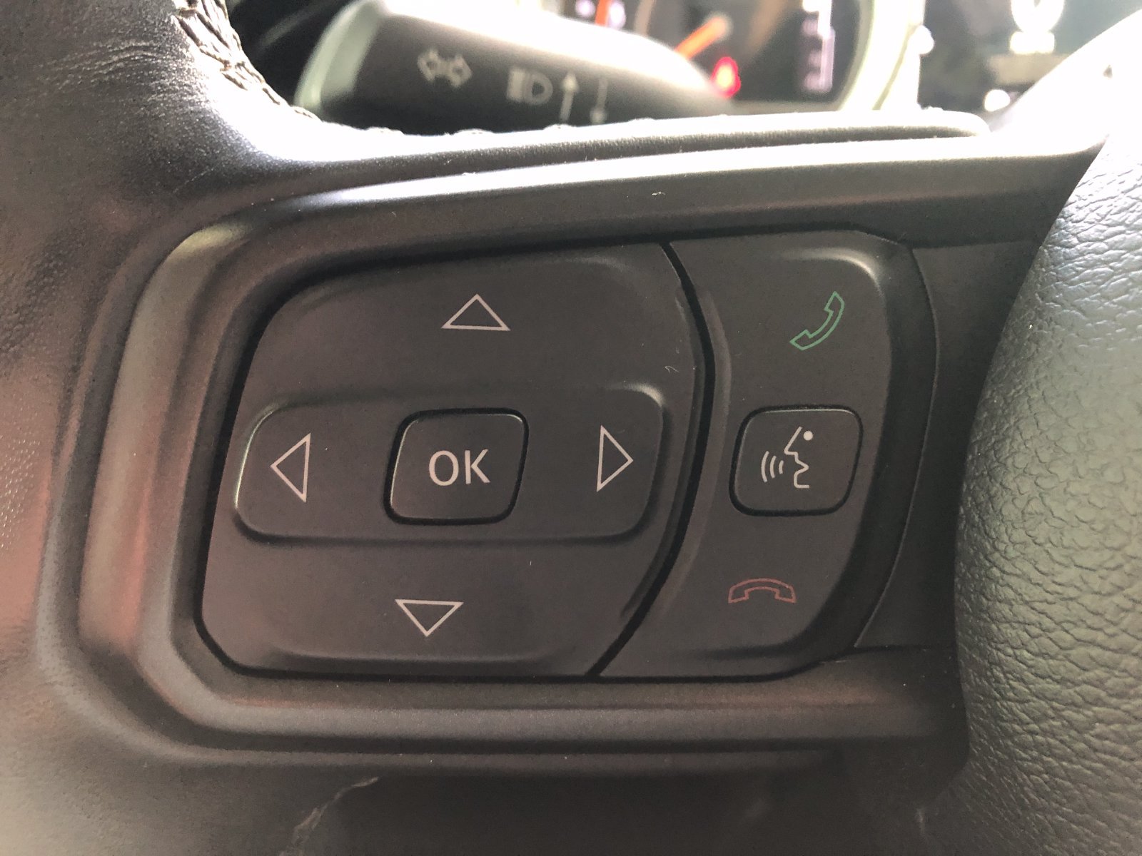 Used 2021 Jeep Gladiator Sport AWD/4WD image 34