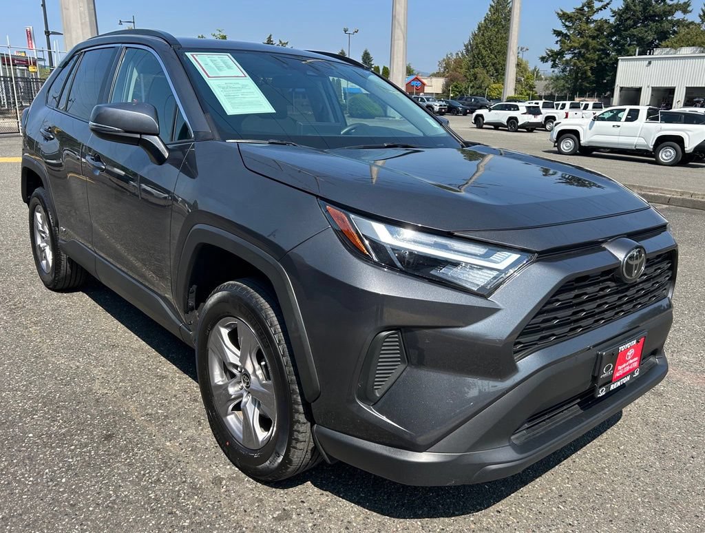 Certified 2025 Toyota RAV4 XLE w/ Convenience Package AWD/4WD image 3
