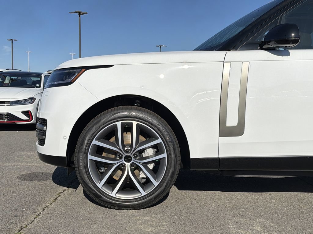 New 2026 Land Rover Range Rover SE AWD/4WD image 9