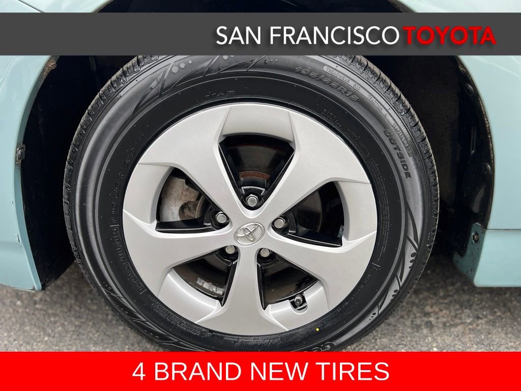 Used 2012 Toyota Prius Three FWD image 9