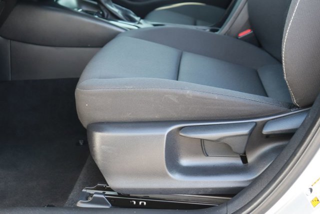 Used 2025 Toyota Corolla LE image 9