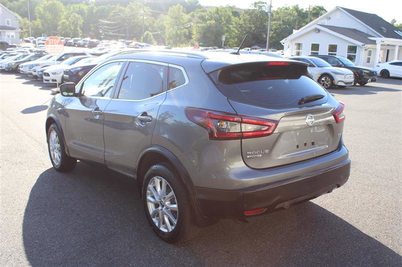 Used 2021 Nissan Rogue Sport SV FWD image 5