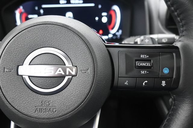 Used 2023 Nissan Rogue Platinum w/ Platinum Premium Package AWD/4WD image 28