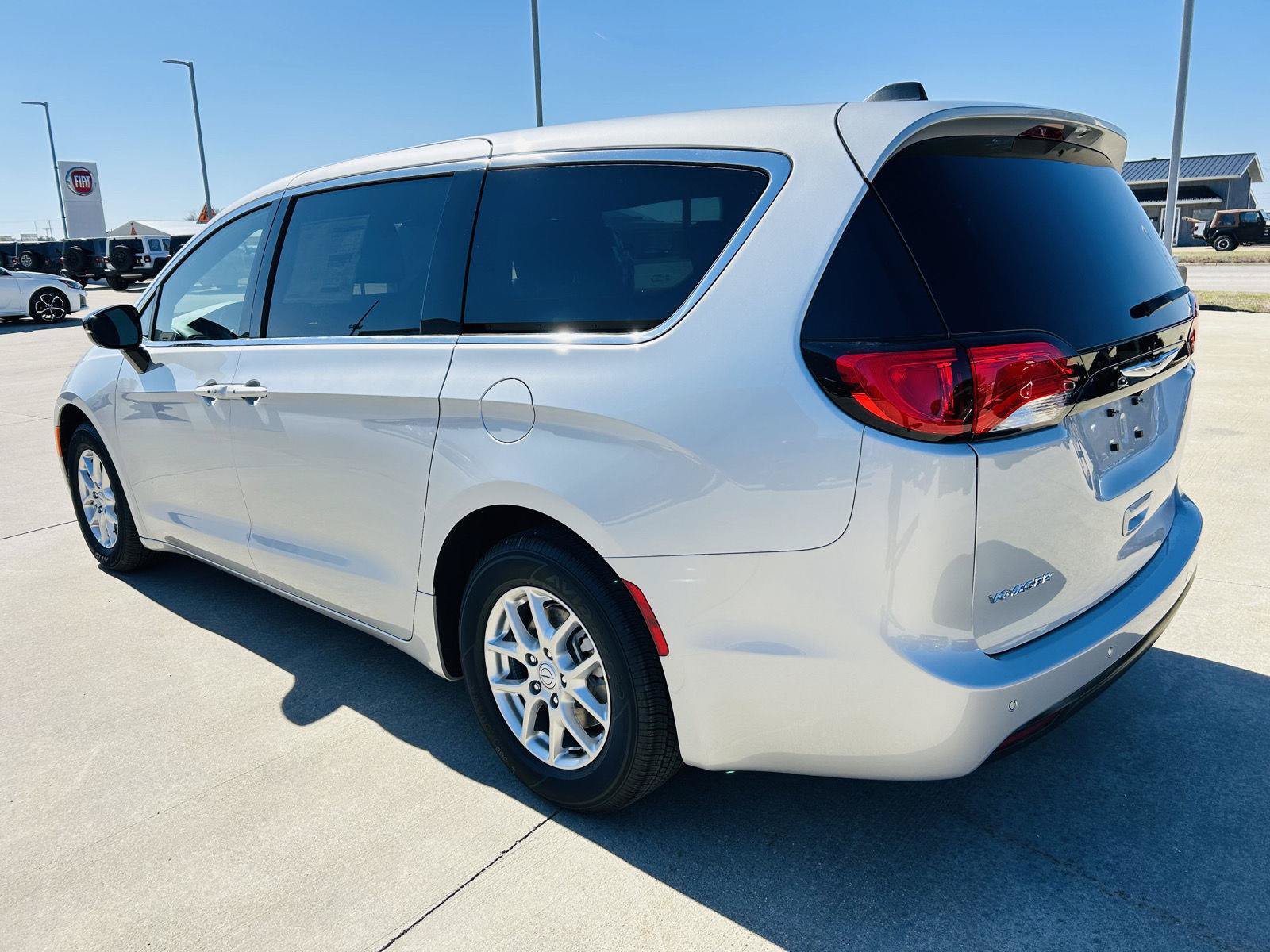New 2026 Chrysler Voyager LX FWD image 36
