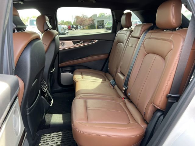 Used 2022 Lincoln Nautilus Reserve w/ Equipment Group 202A AWD/4WD image 4