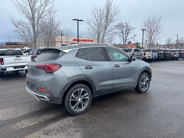 Used 2022 Buick Encore GX Essence image 6