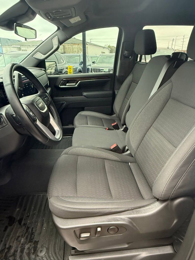 Used 2023 GMC Sierra 1500 SLE image 15