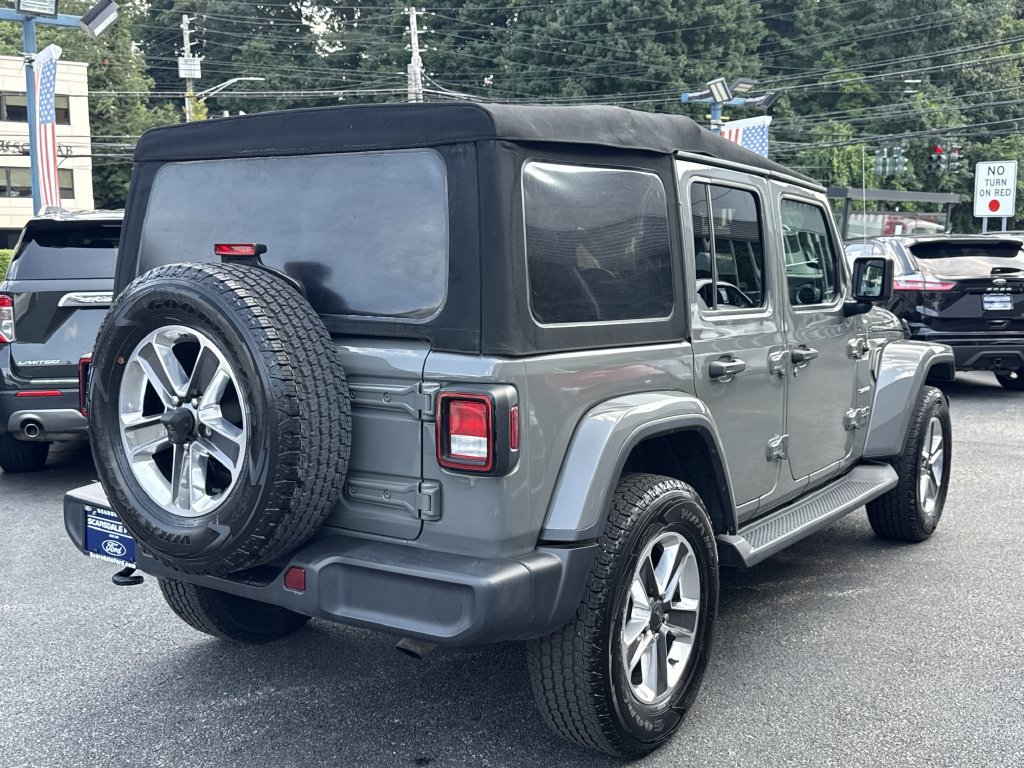 Used 2021 Jeep Wrangler Unlimited Sahara AWD/4WD image 4
