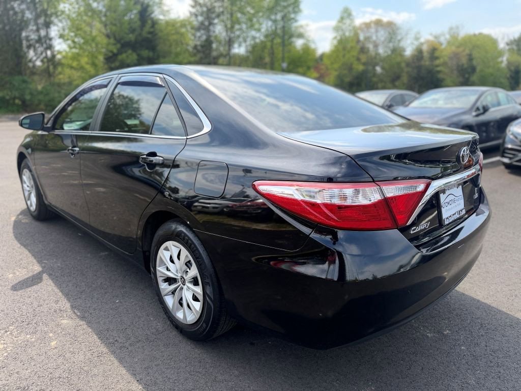 Used 2016 Toyota Camry LE FWD image 6