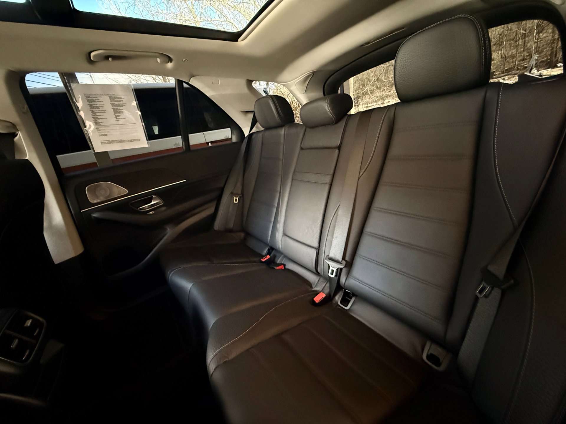 Used 2025 Mercedes-Benz GLE 580 4MATIC image 35