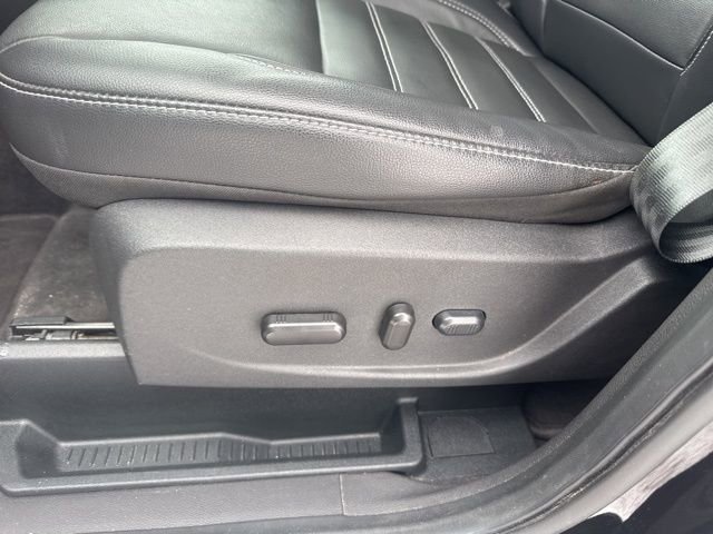 Used 2018 Ford Escape SEL image 21